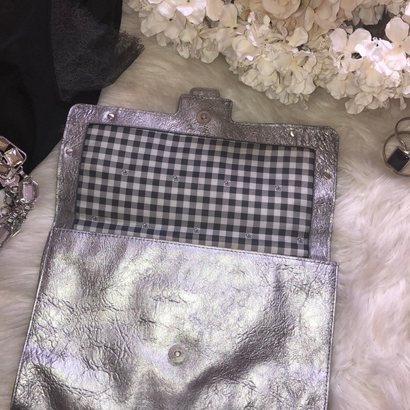 Jessica Simpson clutch - Picture 4 of 8